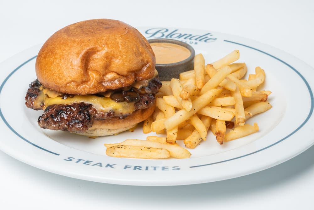 BLONDIE SMASH BURGER
